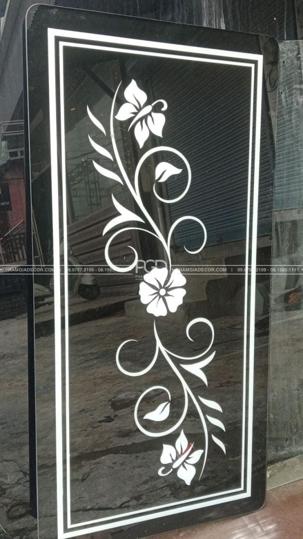 giá cắt chữ decal mới