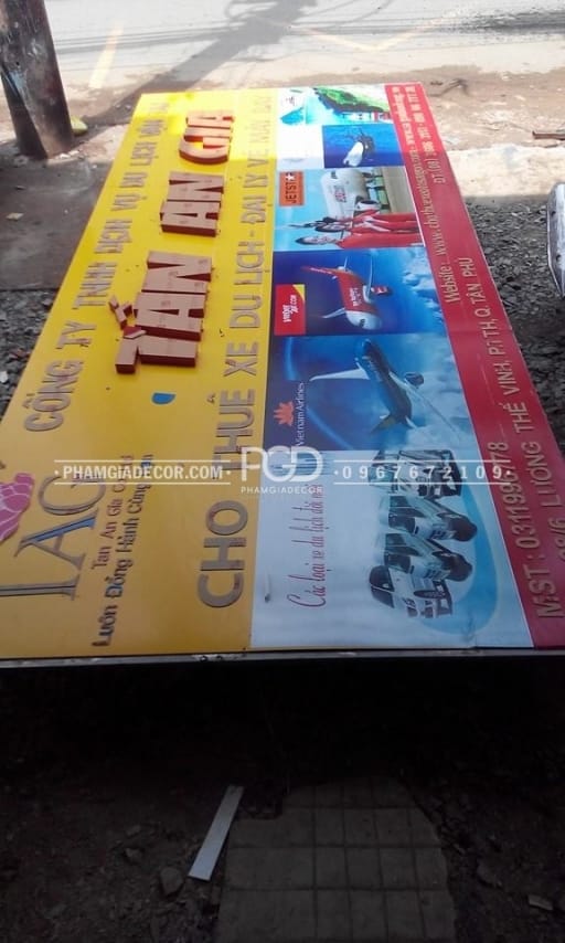 Làm bảng hiệu Alu giá rẻ 2 bang-hieu-alu-ban-ve-may-bay