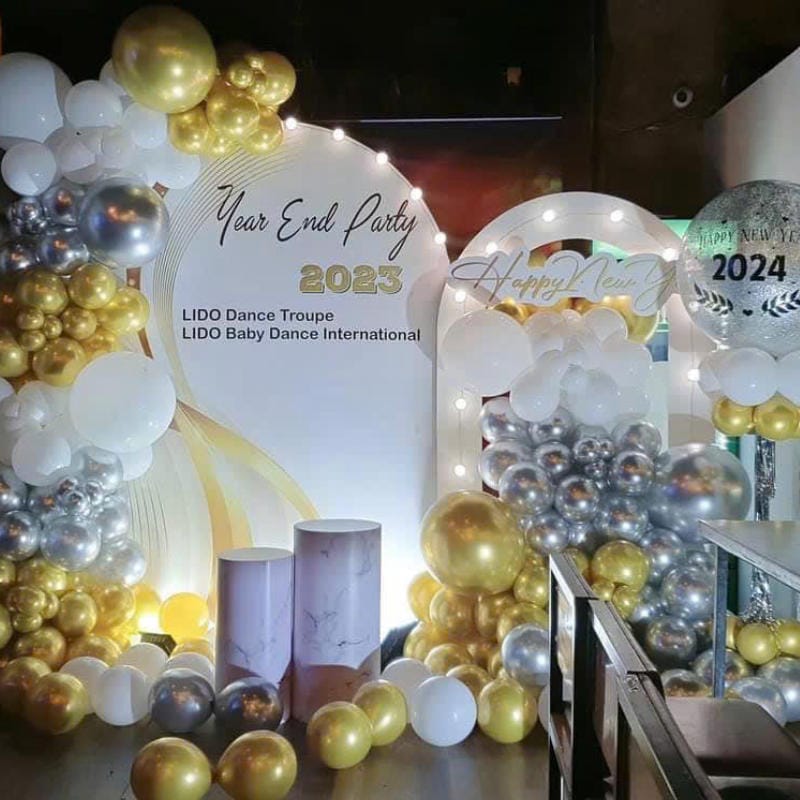 Làm BackDrop Tiệc Cuối Năm Year End Party Giá Rẻ Tận Nơi 18 thi cong backdrop tiec cong ty gia re 1