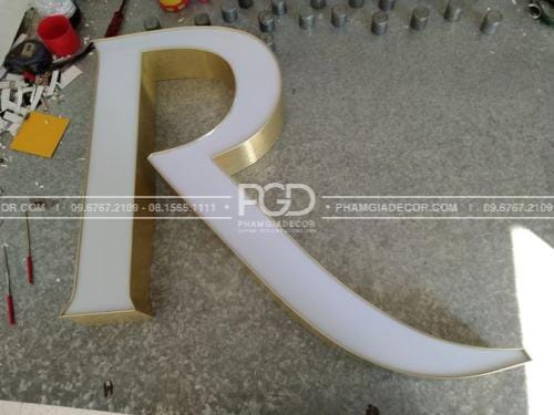 Gia Công Chữ Nhôm Có Gờ Không Gờ GIÁ RẺ LẤY NGAY! BẢNG GIÁ! 13 gia công chữ nhôm bo viền