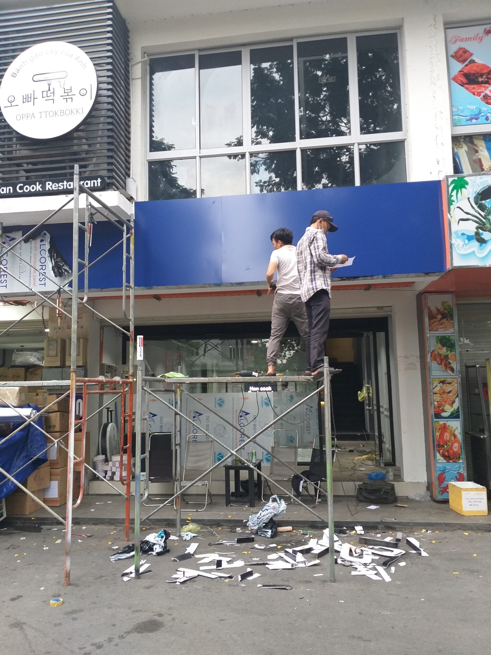 Thi công làm bảng hiệu tại quận Tân phú 10 lam bang hieu tai quan tan phu