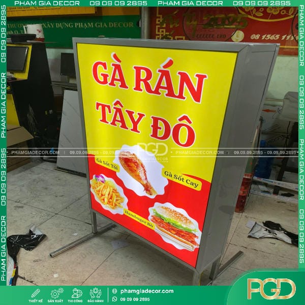 hộp đèn bạt chân đứng nẹp nhôm