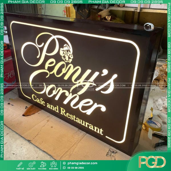 Hộp Đèn Alu Nhà Hàng Peony Corner Hộp Đèn 2 Mặt 14 làm hộp đèn alu khoét lọng ốp mica
