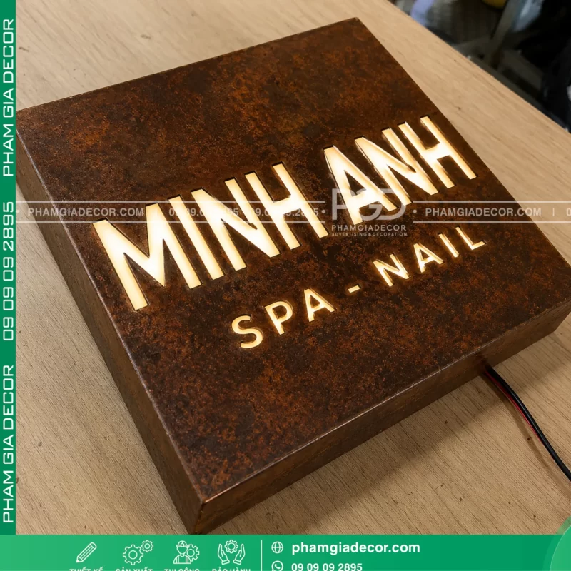 Bảng hiệu rỉ sét