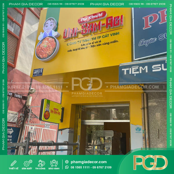 làm bảng hiệu alu mặt dựng cửa hàng kim chi uni sam agi tại quận 3