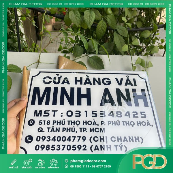 Bảng Tên Công Ty Mica Phun Sơn Nâng Tầm Nhận Diện Thương Hiệu Hiện Đại